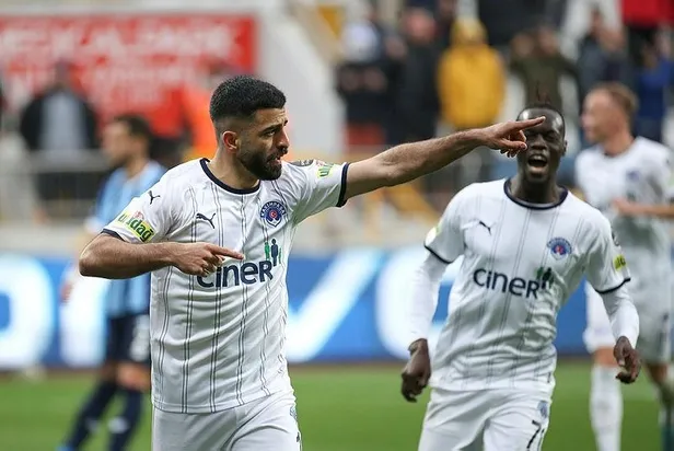 Umut Bozok ligdeki gol sayısını 15’e çıkardı! Dikkat çeken Burak Yılmaz detayı! 9 yıllık seriye son verecek mi?-3