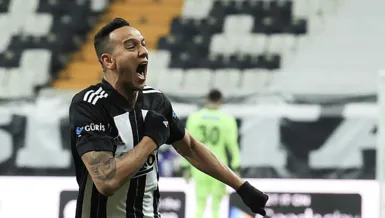 Josef de Souza'dan insan üstü performans! Fenerbahçe ve Galatasaray yüzüne bakmadı, Beşiktaş'ı zirveye taşıdı-5