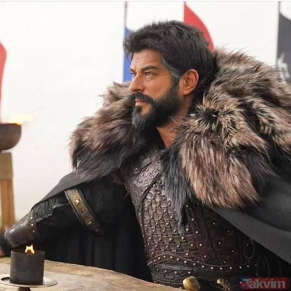 7 yıl önce evlenmişlerdi! Kuruluş Osman'ın yıldızı Burak Özçivit’ten samimi itiraflar! “Fahriye'nin notları benim için önemli” - 5