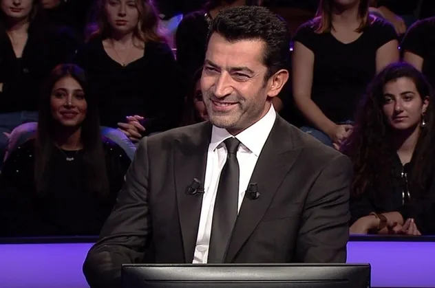 Çaka Bey, Umur Bey ve Karamürsel Bey tarihte hangi alandaki başarılarıyla bilinmektedir?