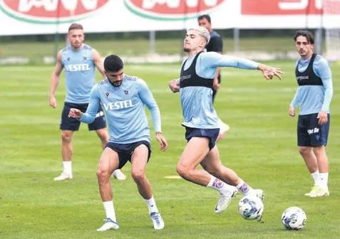 trabzonspor-dunyanin-en-iyi-tac-antrenoru-thomas-gronnemark-ile-anlasti-1658532804181.jpeg Trabzonspor dünyanın en iyi taç antrenörü Thomas Gronnemark ile anlaştı-4