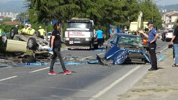 Ordu'da zincirleme kaza! 2’si ağır 6 kişi yaralandı-2