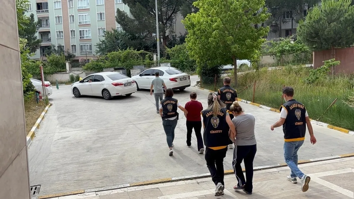 16 yıllık düğümü topuk kanı çözdü: Çöp konteynerinde cesedi bulunan bebeğin annesi gözaltında! | "Biri sahiplensin diye bıraktım"
