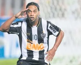 Ronaldinho Antalya yolunda