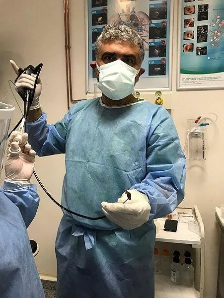 oksuruk-sikayetiyle-gitti-akcigerinden-cikan-soke-etti-doktorlar-bile-saskin-1633017137962.jpeg Öksürük şikayetiyle gitti, akciğerinden çıkan şoke etti! Doktorlar bile şaşkın...-3
