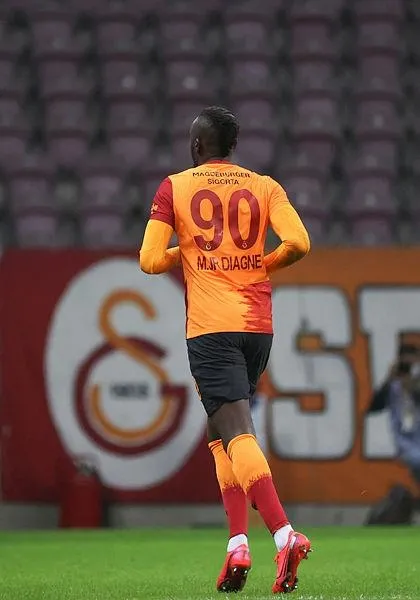 herkesi-sasirtacak-diagne-gercegi-galatasarayda-falcao-ve-mohamedi-geride-birakti-1627658443130.jpeg