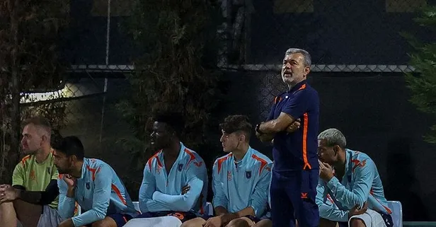 Süper Lig'in 2019-20 sezonu şampiyonu Başakşehir'in rotası yeniden zirve