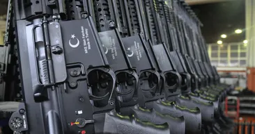 Türkiyenin yerli ve milli silahları dünyanın gündeminde! İhracat son 5 yılda yüzde 30 arttı