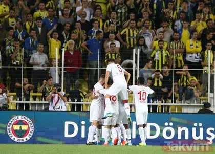 Kanarya evinde dağıldı | Fenerbahçe 0-1 Antalyaspor Maç sonucu