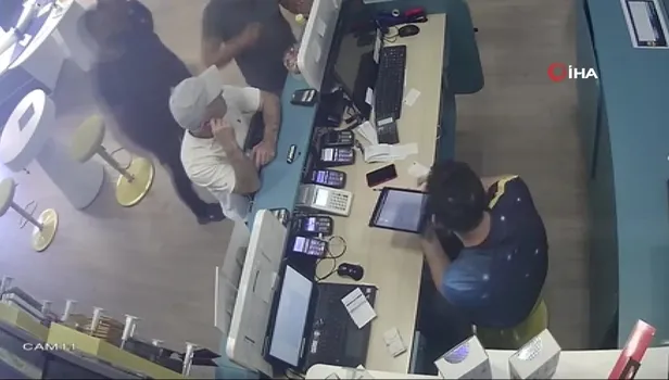 Ataşehir'de dehşet anları! Dövüp vurdular