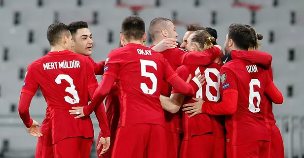 Milli yıldız adım adım Trabzonspor'a! Abdullah Avcı bizzat aradı