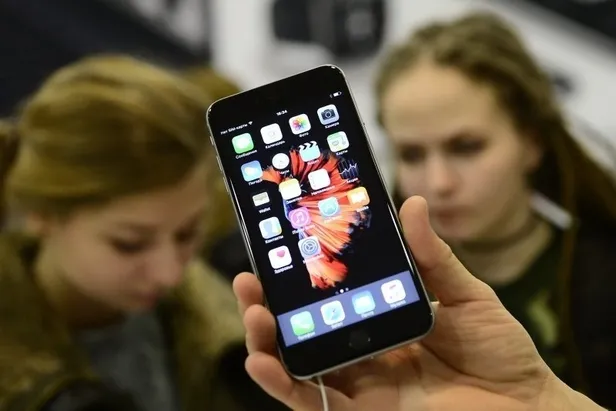 6-haziran-2022-apple-urunlerine-zam-mi-geldi-iphone-13-iphone-13-pro-max-iphone-12-kac-tl-oldu-yeni-zamli-appl-1654543207038.jpg iPhone 13, iPhone 13 Pro Max, iPhone 12 kaç TL oldu? Yeni zamlı Apple Türkiye fiyat listesi! 7 Haziran 2022 Apple ürünlerine zam mı geldi?-5