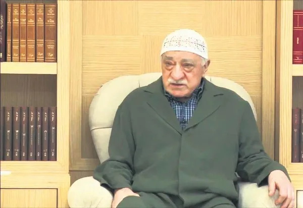 Son dakika: FETÖ elebaşı 15 Temmuz'dan 4 ay önce o hainlerin olduğu toplantıda şifreli mesajlarını vermiş-3