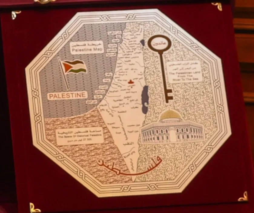 once-mekke-anlasmasi-sonra-aidun-mesaji-israile-kitabin-ortasindan-uyari-kudus-ve-mescid-i-aksa-vvurgusu-1786604662578.jpeg Mekke Paktı sonrası Libya'da İsrail'e kitabın ortasından mesaj! Şifre: "Aidun"-4