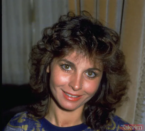 Kemal Sunal'ın güzeller güzeli Emine'siydi! Salak Milyoner'in Yeşilçam yıldızı Meral Zeren’in son hali yürek burktu yıllar acımadı - 32