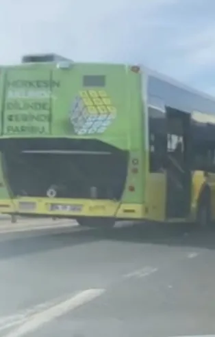 Yine İETT otobüsü yine arıza: Adres bu kez Eyüpsultan! Trafik felç oldu