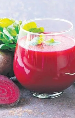 Kırmızı içecek tarifi