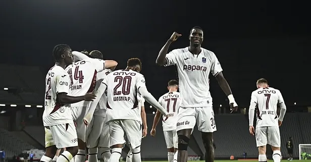 Trabzonspor son anlarında soğuk terler döktüğü maçı kazanmayı bildi