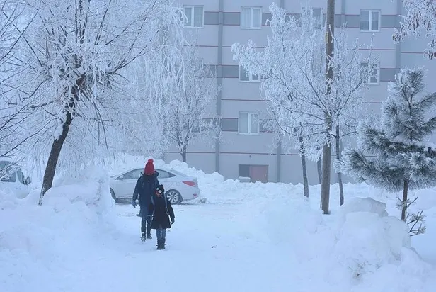 Yeni yıl karla geldi, o illere yılın ilk karı düştü! 1 Ocak 2022 hangi illerde kar yağışı var?-7