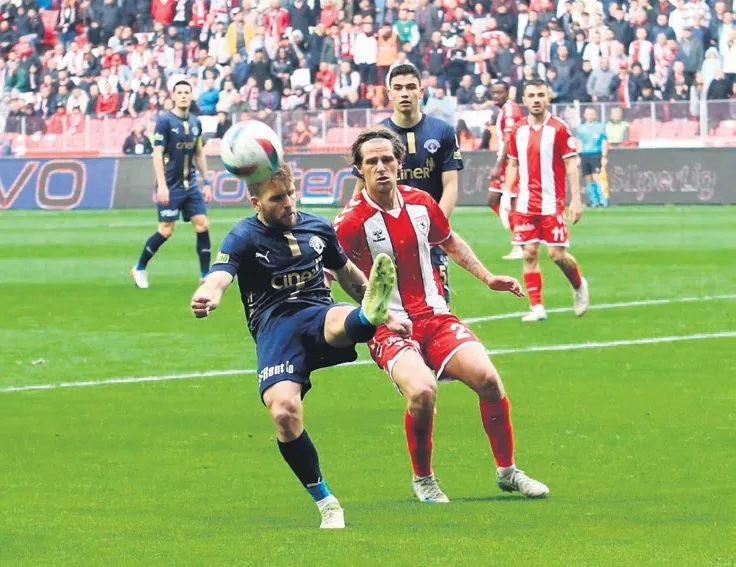 Zorlu maç Paşa’nın