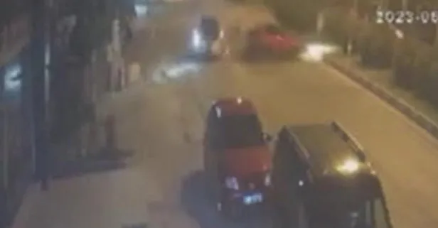 Mersin’de 2 kişinin öldüğü kaza kamerada!