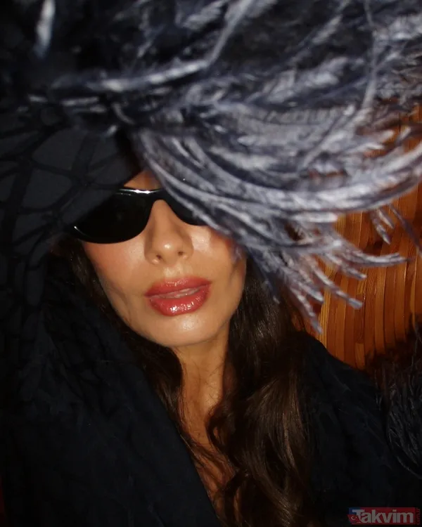 Resmen kendisini doğurmuş! Neslihan Atagül Rus güzeli annesini paylaştı: İkiz gibiler! - 7