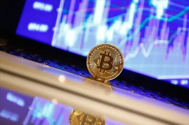 Bitcoin 18 bin doların altına geriledi