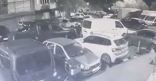 Kağıthane'de sokak ortasında silahlı saldırı: "Bize bakınca ayaklarına sıktık"