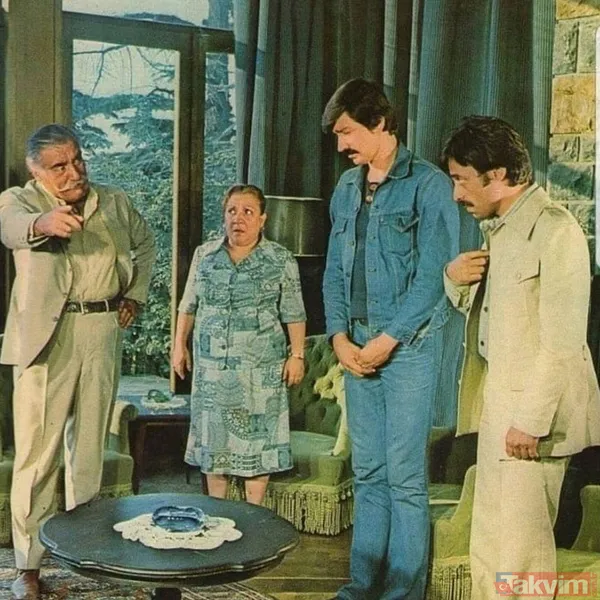 50 yıllık sanat hayatı 500’e yakın film! Yeşilçam’ın pala bıyıklısı Hulusi Kentmen’in gerçek mesleği şaşırttı! Meğer oyunculuktan önce... - 3