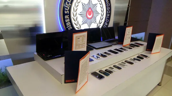 Esenyurt'ta jigololuk vaadiyle dolandırıcılık yapan şüphelilere operasyon-3