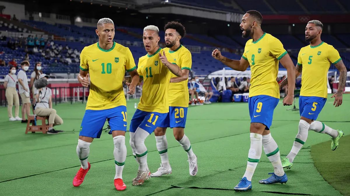 Fenerbahçe, Richarlison için Tottenham ile temasa geçti