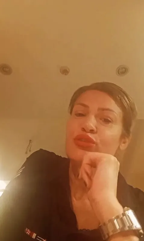 popstar-mehtap-yillar-sonra-acikladi-masraflari-eypio-odedi-1786538149990.jpg “Beş kuruşum yoktu, hastaneden o çıkardı” Popstar Mehtap'tan yıllar sonra gelen Eypio itirafı!-5