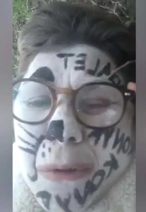 hayvanperest-kadin-yuzunu-kopek-gibi-boyadi-ben-oldum-katilimi-bulun-1640870141733.jpg Hayvanperest bir kadın yüzünü köpek gibi boyadı: Ben öldüm katilimi bulun-2