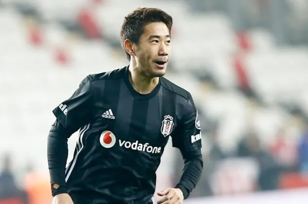 Beşiktaş'ın Japon yıldızı Shinji Kagawa derbiye kulübede başlayacak