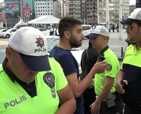 Taksim’de küfür ve tehditler savurduğu için gözaltına alınan taksicinin müşteriyi kabul etmediği görüntüleri ortaya çıktı