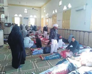 Mısır’da acı Cuma: 235 ölü