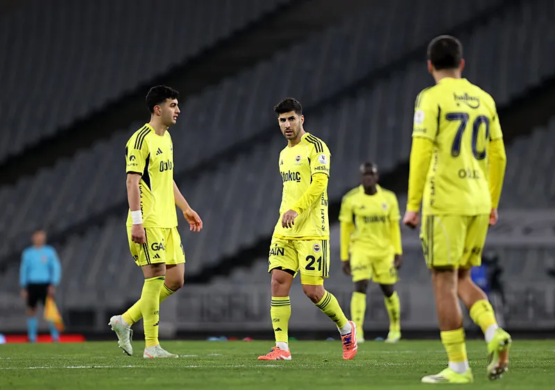 Spor yazarları Fatih Karagümrük - Fenerbahçe maçını değerlendirdi! "Ruhsuzluk" - 11