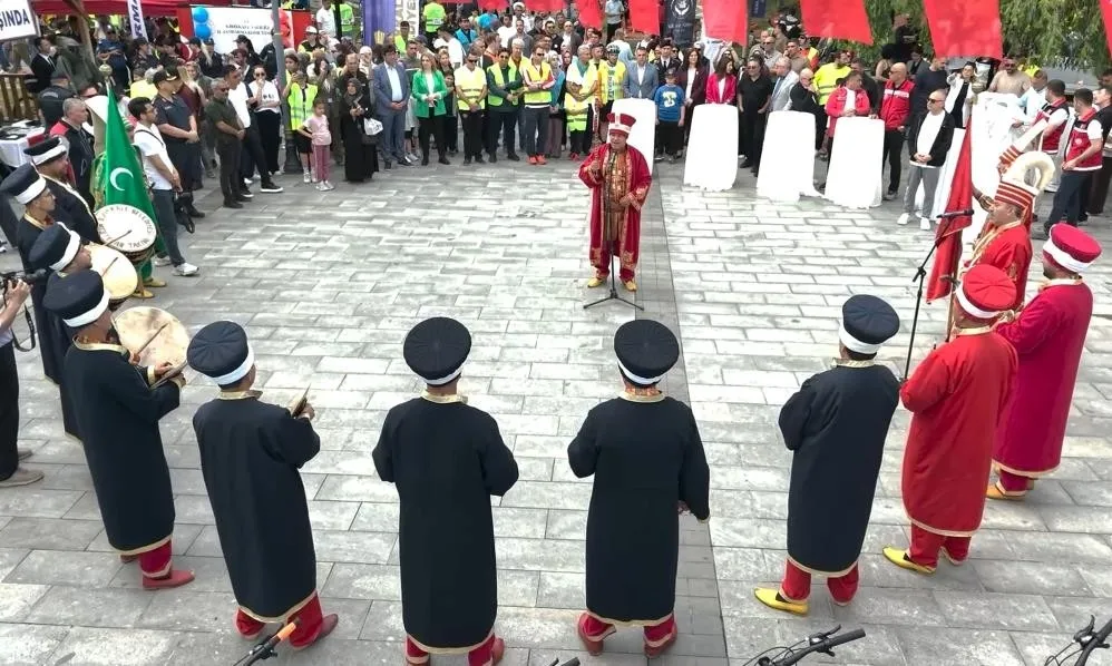 milli-guc-vitrinde-kirikkalede-silahlar-aile-festivalinde-ilgi-gordu-1781443722927.jpeg Milli güç vitrinde! Kırıkkale'de silahlar, Aile Festivali’nde ilgi gördü-5
