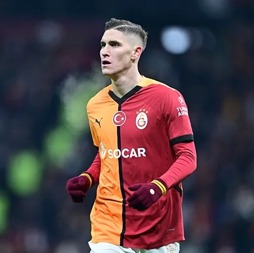 Ada’da Sallai kapışması