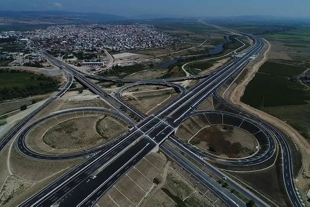 Açılışını Başkan Erdoğan yapmıştı! İstanbul-İzmir otoyolu trafiği rahatlattı-2