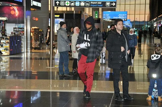 Ryan Babel Hollanda'ya gitti