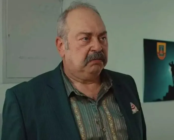 omer-dizisinden-seyirciyi-punduna-getirecek-transfer-oyle-bir-isim-geliyor-ki-1704534231895.jpg Öyle bir isim getiriyorlar ki... Ömer dizisinden seyirciyi punduna getirecek transfer!-4