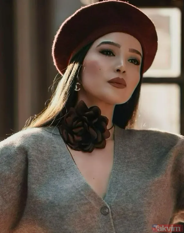 Mehmet Ali Erbil'in gözdesi Çarkıfelek'in efsane hostesiydi! Emel Özkızıltaş değişimiyle görenleri şaşırttı işte Hostes Emel'in son hali - 23