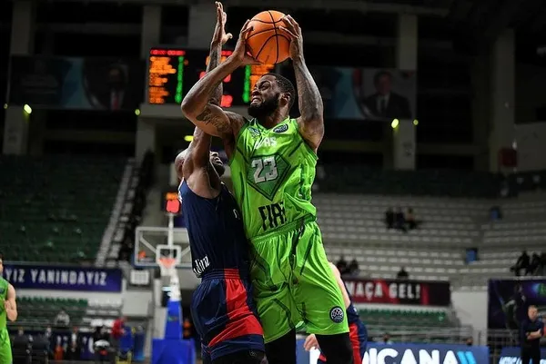 THY Euroleague’de Anadolu Efes üçüncü galibiyet için Berlin’de (Yurttan ve dünyadan spor gündemi)-5