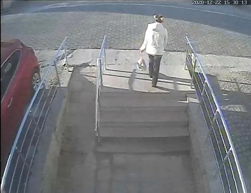 Yeni doğan bebeğini böyle çöpe attı!