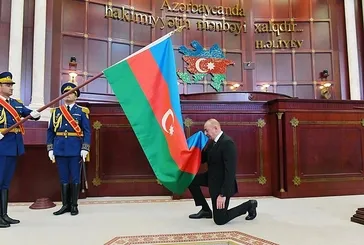 ▶️ İlham Aliyev yemin ederek görevine başladı!