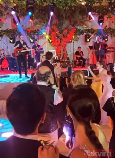 Hande Erçel ile Hakan Sabancı İtalya'da ifşa oldu! Aşklarını romantik paylaşımla ilan etmişlerdi gizli çekilen görüntü olay: "Evlenirler" - 13