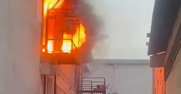 Adana'da fabrika yangını: Mobilya imalathanesinden alevler yükseldi