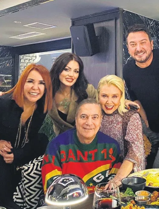 Yasmin Erbil'in pozları olay olmuştu! Mehmet Ali Erbil'den kızı Yasmin'e destek-2