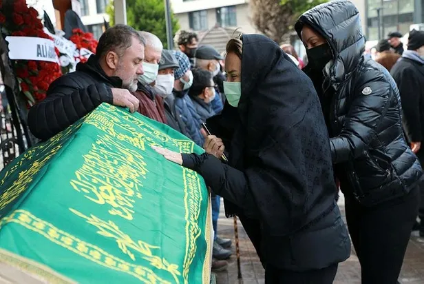 Ece Erken'in eşi Şafak Mahmutyazıcıoğlu cinayetinde ambulans olay yerine 7 dakika 43 saniyede ulaştı! Gözaltı sayısı yükseldi-14